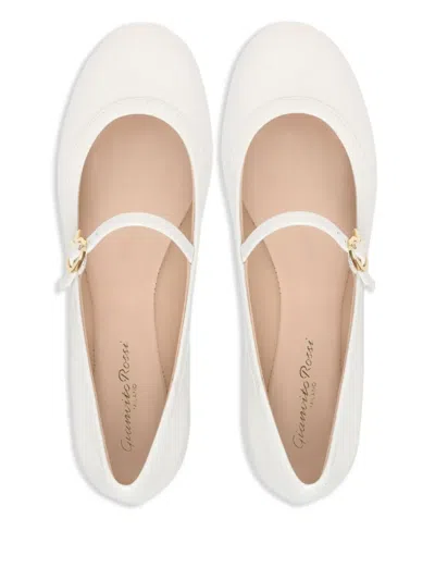 Gianvito Rossi Carla Leather Ballet Flats In White