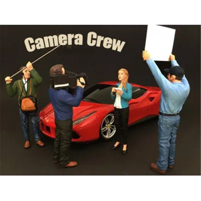 American Diorama Camera Crew Figure I Camera Man For 1-18 Scale Models