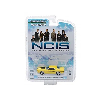 Greenlight 1-64 Diecast Scale 1970 Dodge Challenger R-t Gibbss Ncis 2003 Tv Series Model Car - Yellow