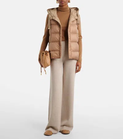 Max Mara The Cube Reversible Vest In Beige