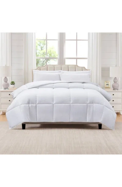 Modern Threads Reversible Microfiber Comforter In White Stripe