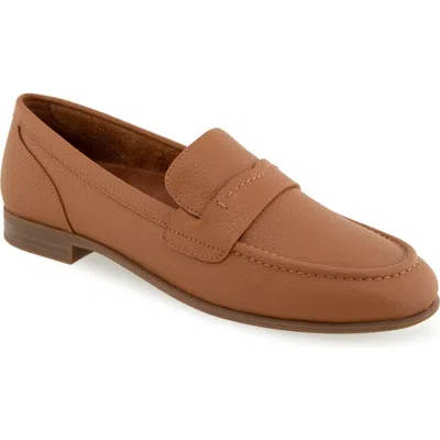 Aerosoles Women's Winona Almond Toe Loafer Flats In Tan Pebbled Leather