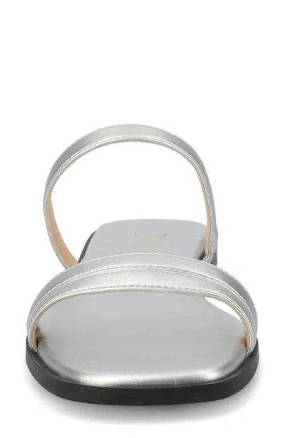 Journee Collection Womens Brisa Flat Sandals In Silver