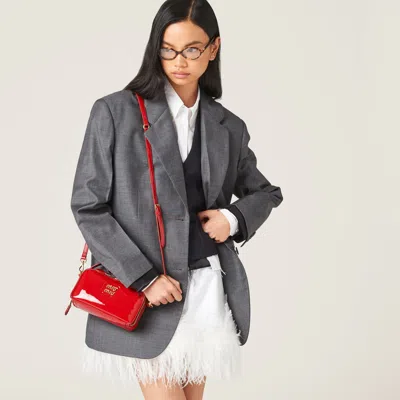 Miu Miu Logo Zipper Shoulder Bag In Red