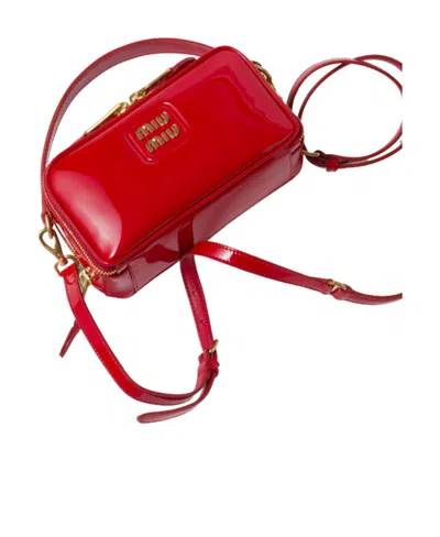 Miu Miu Logo Zipper Shoulder Bag In Red