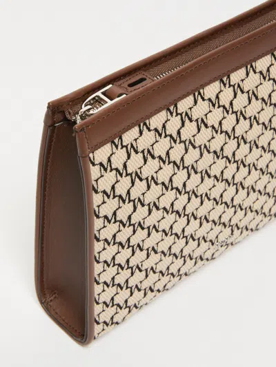 Max Mara Mmtrousses Logo Plaque Zip-up Wallet In Nude