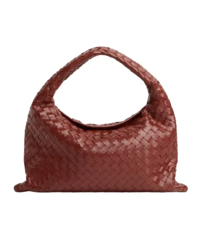 Bottega Veneta Shoulder Bag With Intrecciato Craftsmanship In Calf Leather. In Brown