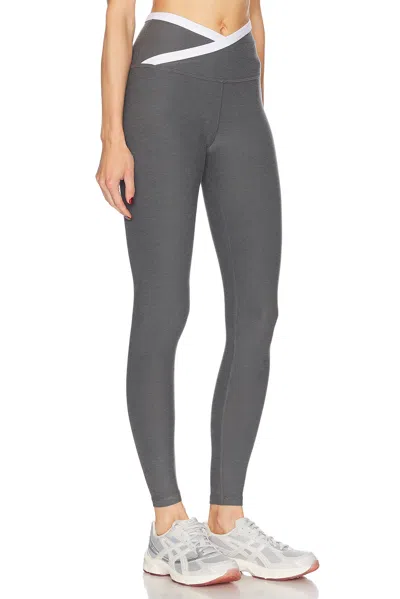 Beyond Yoga Spacedye Outlines High Waisted Midi Legging In True Gray Heather & Cloud White