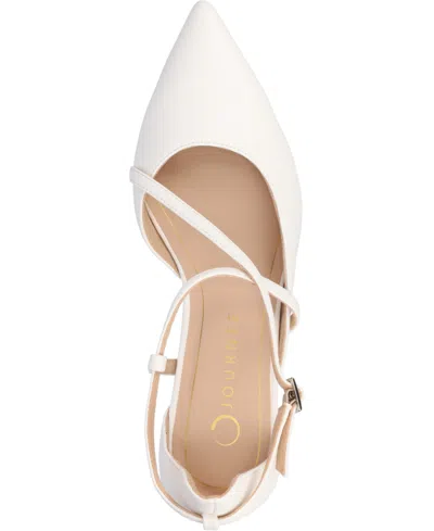 Journee Collection Galvinn Womens Pointed Flat Heel Pumps In White
