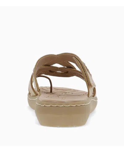 Baretraps Women's Queenie Flat Sandals In Caramel