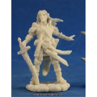 Reaper Miniatures 25mm Scale Lini Iconic Gnome Druid, Derek Schubert - Pathfinder Bones