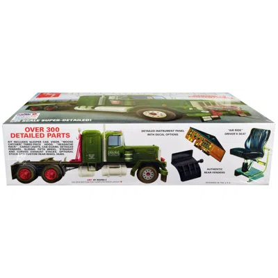 Amt Skill 3 Model Kit Kenworth Conventional Alaskan Hauler 1 By 25 Scale Model Tractor