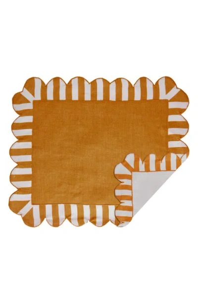 Misette Set Of 4 Scalloped Linen Placemats In Amber