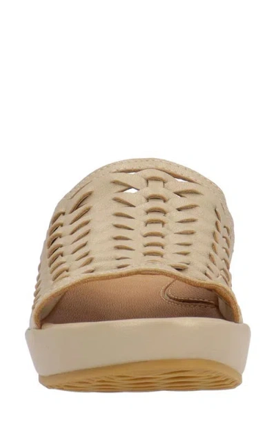 L'amour Des Pieds Cyra Platform Wedge Slide Sandal In Platino