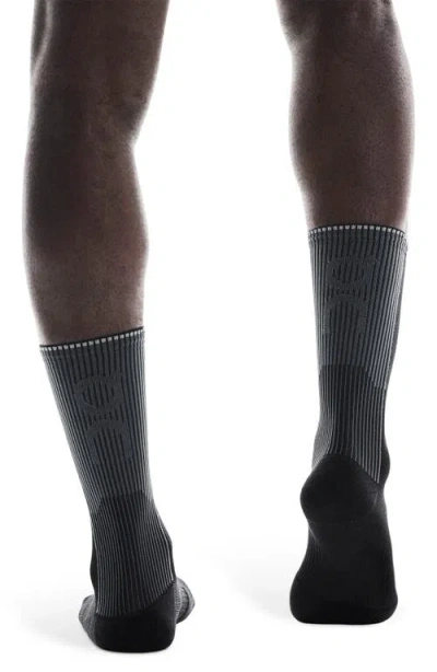 On Performance Run High Socks In Black/eclipse