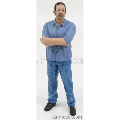 American Diorama The Street Racing Crew Figure Ii For 1-18 Scale Models
