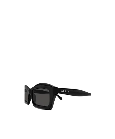 Alaïa Rectangular Sunglasses In Black