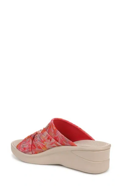 Bzees Lifestride Serenade Slide Sandal In Coral