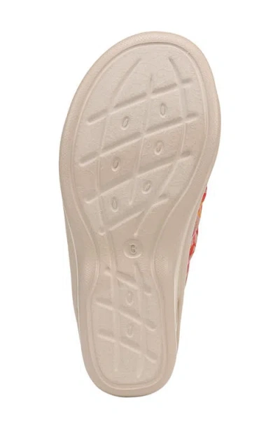 Bzees Lifestride Serenade Slide Sandal In Coral