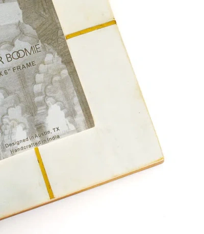 Matr Boomie Sammita White Picture Frame In White - 4x6