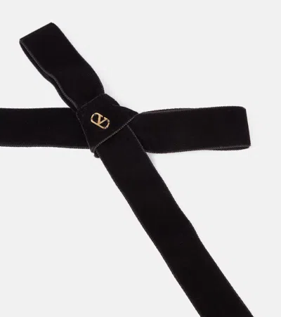 Valentino Garavani Valentino Vlogo Signature Bow Velvet Hair Clip In Black