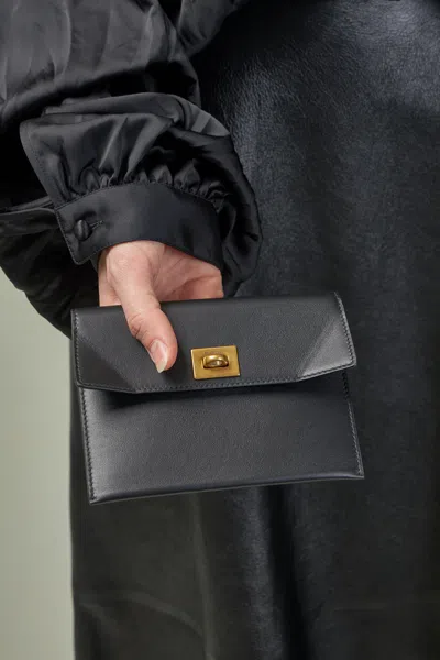 Balenciaga Rodeo Flap Card Holder In There Is No Color Specification For This Product.