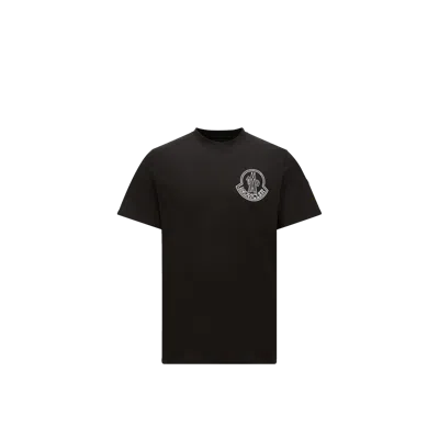 Moncler Logo Cotton T-shirt In Black