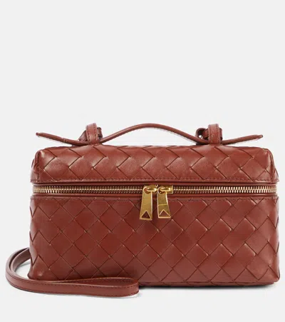 Bottega Veneta Women Bang Bang Leather Vanity-case With Intrecciato Motif In Brown
