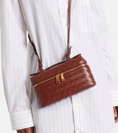 Bottega Veneta Women Bang Bang Leather Vanity-case With Intrecciato Motif In Brown