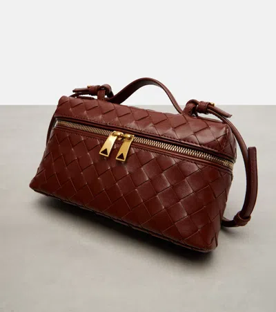 Bottega Veneta Women Bang Bang Leather Vanity-case With Intrecciato Motif In Brown