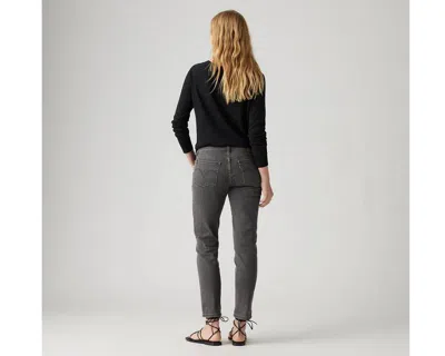 Levi's Mid Rise Boyfriend Jeans In Black