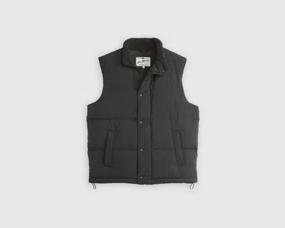Levi's Rockridge Vest In Jet Black