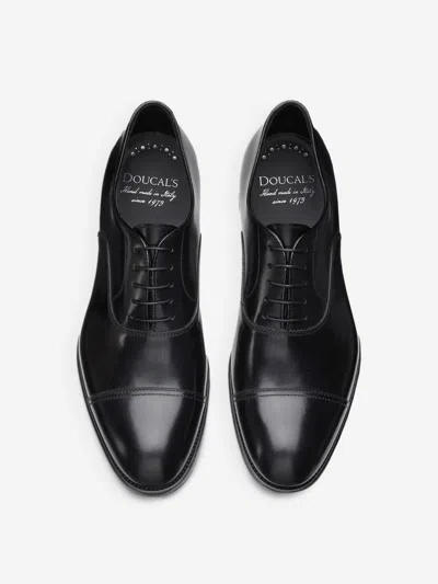 Doucal's High-shine Black Oxford Shoes With Lace-up Fastening In Black