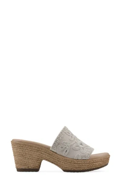 Cliffs By White Mountain Biancia Platform Slide Sandal In Natural White Fabric