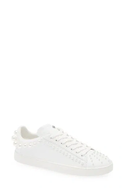Stuart Weitzman Aci Sneakers Aus Leder Mit Kunstperlen In White