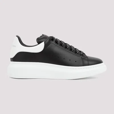 Alexander Mcqueen Men Low-top Leather Sneakers In Animal Print