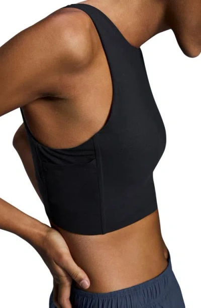 On Core 2-in-1 Crop Performance Tank In Black