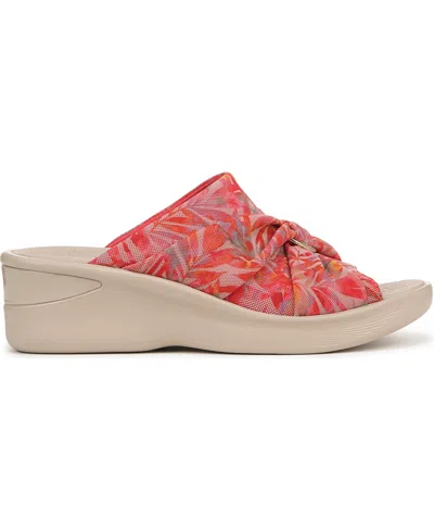 Bzees Lifestride Serenade Slide Sandal In Coral Multi Island Palm Fabric