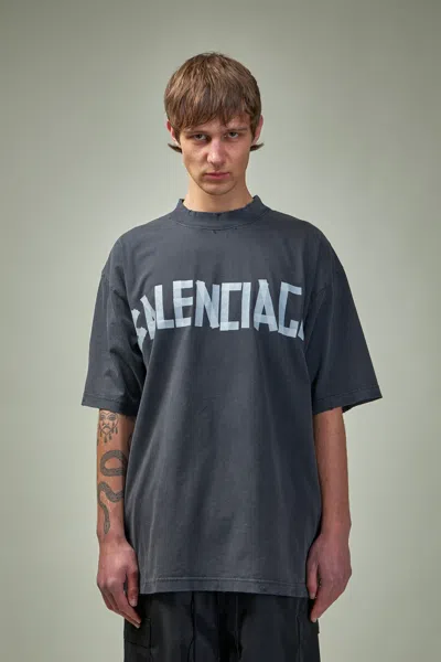 Balenciaga Black T-shirt With Lettering Logo Printed On The Front And Back In Cotton Man In Grey