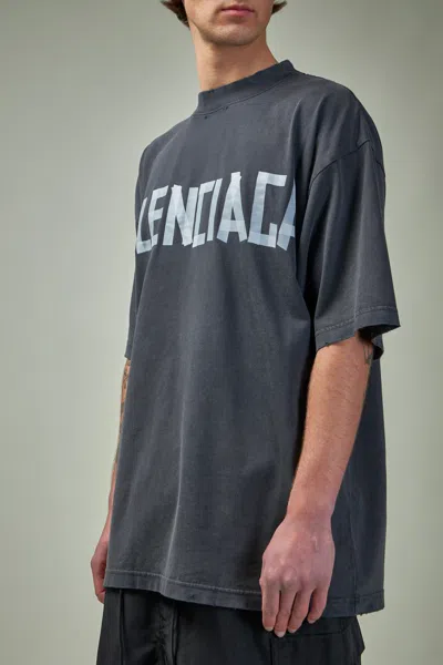Balenciaga Black T-shirt With Lettering Logo Printed On The Front And Back In Cotton Man In Grey