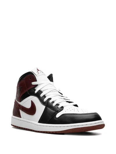 Jordan 1 Mid Se "dark Pony" Sneakers In Brown