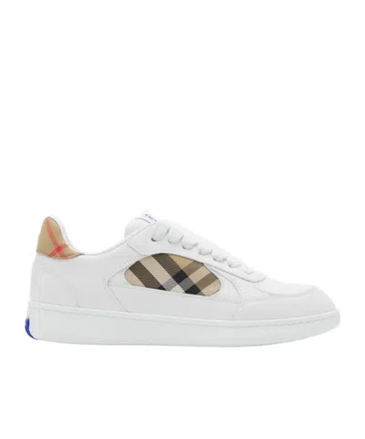 Burberry Low Top Sneakers Padded Collar Rubber Sole In White