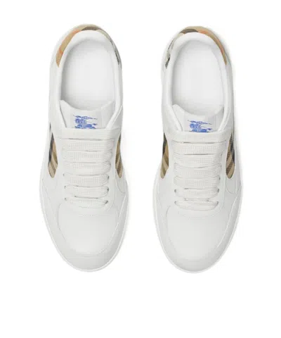 Burberry Low Top Sneakers Padded Collar Rubber Sole In White