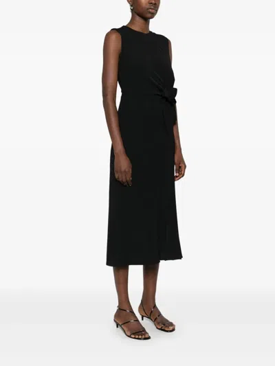 花卉贴花中长连衣裙