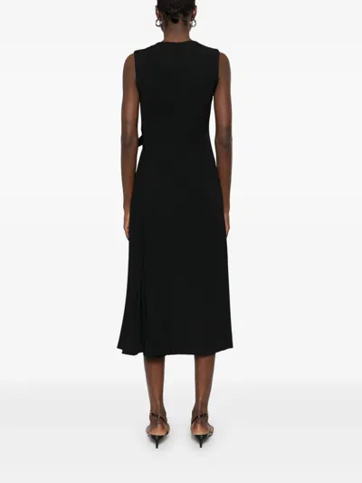 花卉贴花中长连衣裙