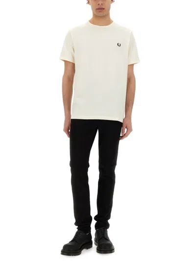 Fred Perry Classic Crew Neck Tee In Ivory