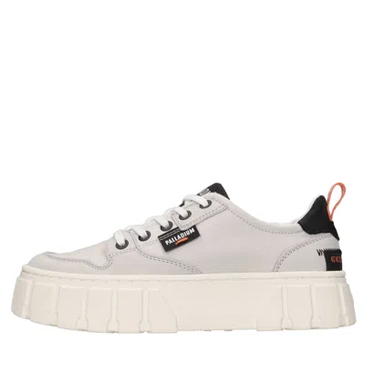 Palladium Pallatower Lo Platform Sneaker In Grigio Metallici E Grigi