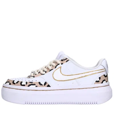 Nike-seddys Nike Seddys Sneakers White In Bianco Neutri