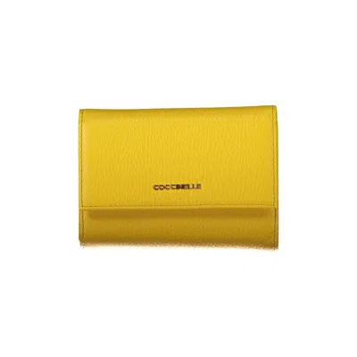 Coccinelle Chic Leather Green Wallet With Multiple Compartments In Yellow