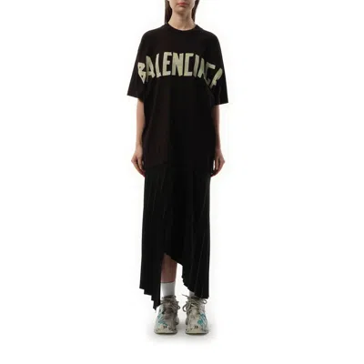 Balenciaga T-shirt Aus Baumwolle In Black